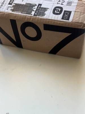 My first reward from @No7.Amazing I’m so excited to try them out. #no7beauty #no7beautycommunity #ad #unbox #reward