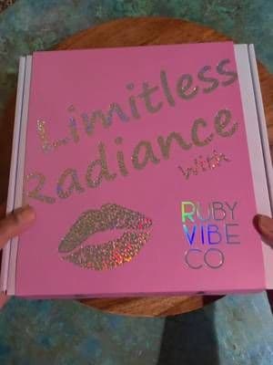 Limitless radiance starts here โจ Just received this Ruby Confidence Glow Set as a PR package and I am already obsessed ๐. The set includes : Ruby Beauty Wand
Natural Canvas Primer
Canvas Magic Color Dual
Concealer
Disco Glow Reflective Gel Set Canโt wait to use everything and try it all! Thank you, @Ruby Vibe Co ๐ Use my code "NIMRA10RUBY" for a little glow up โจ #rubyvibeco #complimentary #prpackage