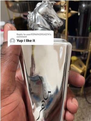Replying to @user9396943954274 GET CHOSE WITH THIS❗️🔥#lattafa #maahir #maahirlegacy #menacologne #hiddengem #TikTokShopCreatorPicks #TikTokShopHolidayHaul #GiftGuide #Fashionlookbook
