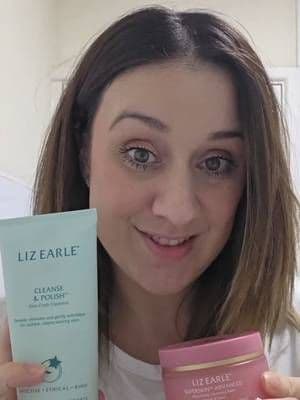 #AD Double cleanse era ✨ First i the Liz Earle Superskin Advanced Nourishing Cleansing Balm in Naroli and Rose to melt all my makeup and SPF away, then the Liz Earle Cleanse & Polish Hot Cloth Cleanser for that deep clean cleanse leaving me with soft, clean, hydrated glowy skin. Clean Skin = Better Everything 💆♀️ Shop via my affiliate link - https://community.lizearle.com/s/lucy.s Or Storefront in Bio ❤️ @lizearlebeautyco #Skincare #CleansingCollective #DoubleCleansing #LizEarleBeauty