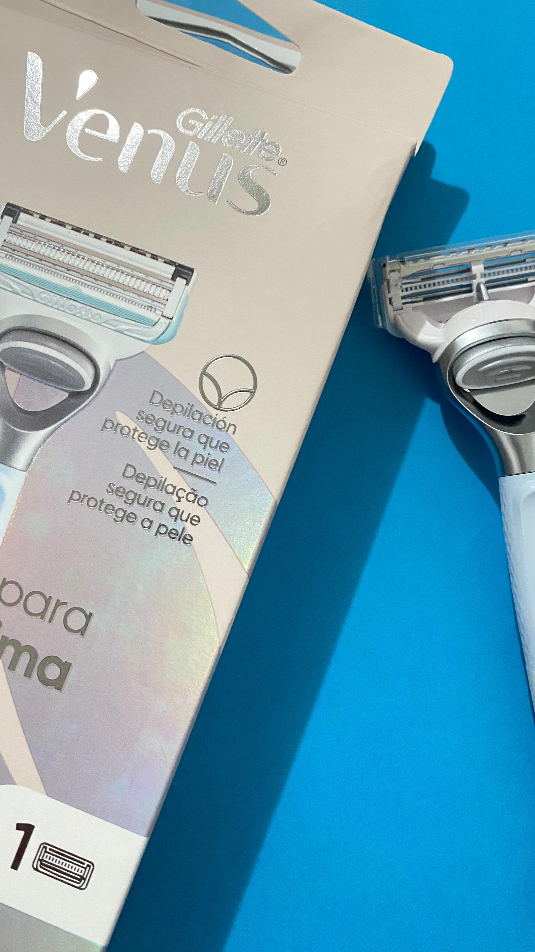 Piel más suave @gillettevenuslatam s @formetips_colombia
#publicidad
#diseñadaparati
#ladeverdad
#venusfm