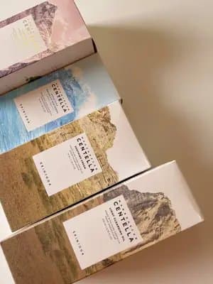 Unboxing my SKIN1004 PR package! 🤩 So excited to try: • Centella Cleansing Oil • Soothing Cream • Poremizing Serum • Hyalu-Cica Sunscreen Thank you SKIN1004 for these skin-loving essentials! @skin1004_influencers @SKIN1004 US #SKIN1004 #kbeauty #unboxing #prpackage #yesstyleinfluencers #koreanskincare #glassskin #fyp