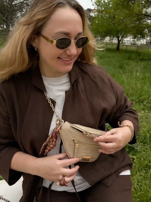 Brown phone case Yellow mount Paisley scarf Charm Crossbody bag All of this is from one brand @IDEAL OF SWEDEN And now is the perfect time to refresh your favorites, GREAT SALE: -30% off branded cases and accessories plus an extra 15% off with a promo code CBET15 plus offer Buy 3 for the price of 2 Everything adds up! You get amazing prices. Add something to your style that truly sets you apart 💫 idealofsweden