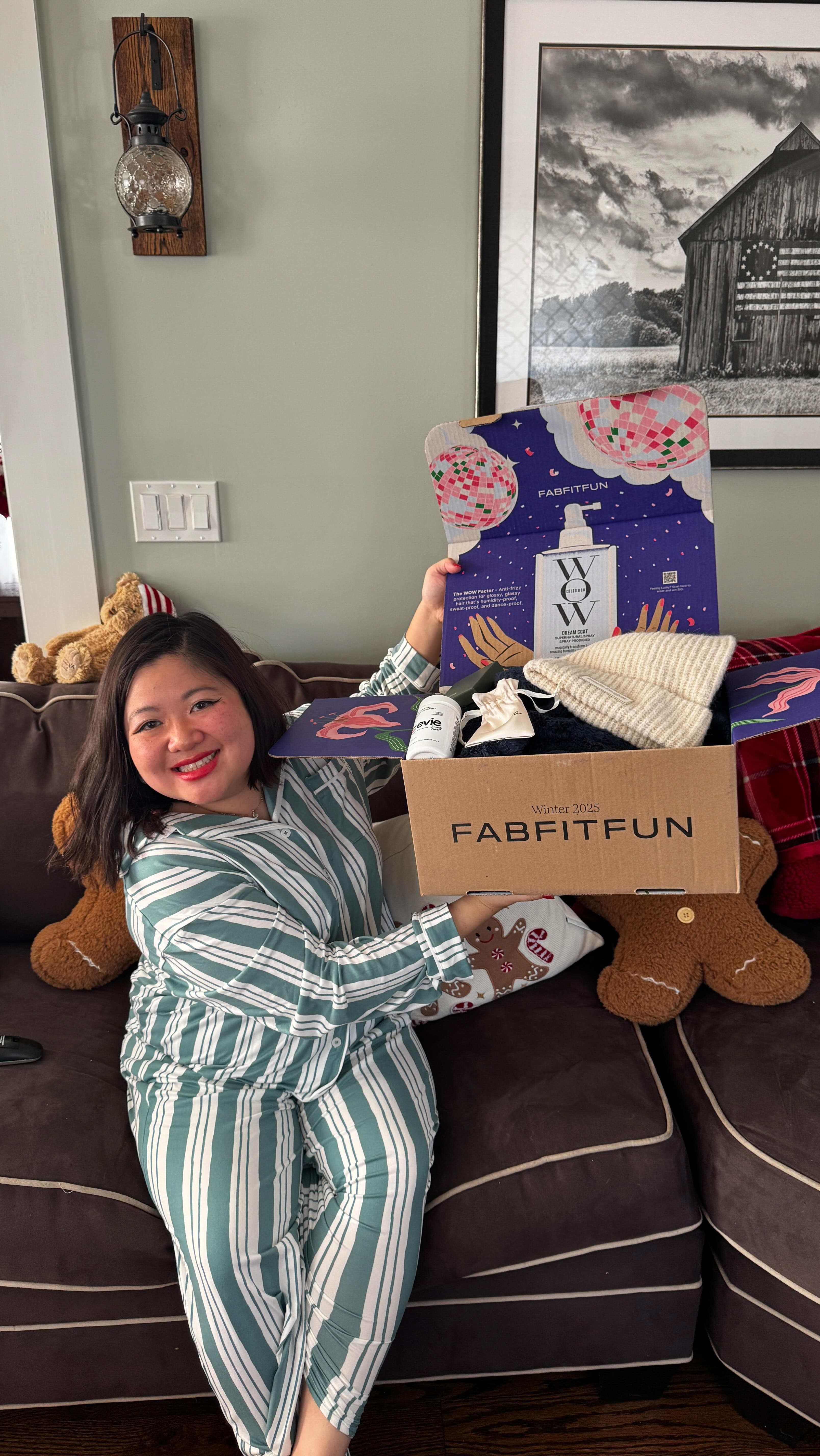 My @fabfitfun WINTER box ❄️ 6 full-sized goodies picked by yours truly #Sponsored
FabFitFun is a seasonal lifestyle sub