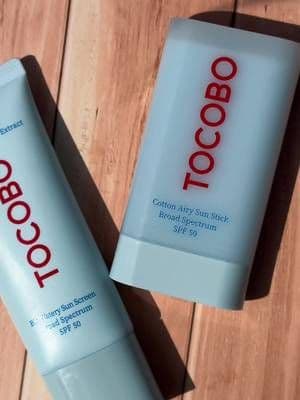 Esta manchita me la causé por pellizcarme la cara 😩 y ahora proteger mi piel del sol es una prioridad. Comienzo mi mañana con el Bio Watery Sun Screen SPF50 y llevo el Cotton Airy Sun Stick en mi cartera para reaplicar durante el día. ☀️🩵 Encuentra el TOCOBO Sun Duo en Amazon 🛒 @TOCOBO US @TOCOBO #gifted #TOCOBO #sunstick #Koreansunscreen #Koreanskincare