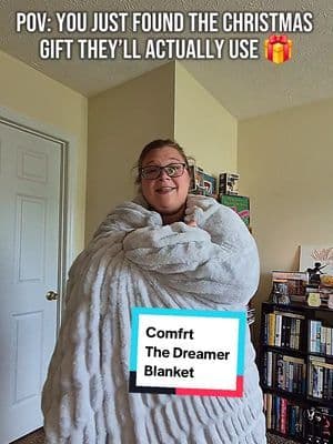 Christmas shopping is coming whether we’re ready or not 🎄🎁 And you KNOW there’s someone on your list who would be ridiculously happy opening a cozy blanket. 👀 The @Comfrt Dreamer Blanket is giving curl-up-on-the-couch, Christmas-movie-marathon, don’t-make-me-leave-this-blanket energy. ☁️🤎 With colder weather right around the corner, this is one of those Christmas gifts they can start using immediately and enjoy all winter long. Consider your cozy person CHECKED OFF the Christmas list. ✅🎄 #tiktokshopbacktoschool #blanket #christmas #winter #cozy
