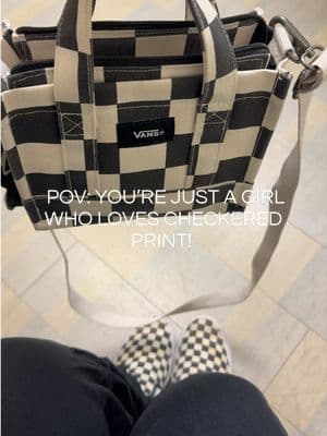 If you’ve been looking for a cute everyday bag that actually fits your life, this is it. The @vans Lil Pergs Tote Bag is the perfect mix of style and function. It has that classic black and white checkerboard look, a structured shape, and just enough space for your daily essentials without feeling bulky. This is the kind of bag you can grab for errands, school drop-offs, coffee runs, or just everyday wear. The crossbody strap makes it easy to carry, and it goes with literally everything—from casual outfits to laid-back street style. Simple, practical, and effortlessly cute. This one is definitely staying in my daily rotation. #vans #checkered #tiktokshopsparkcreator #tiktokshopcreatorpicks #greenish
