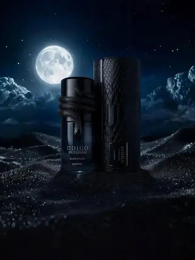 Not your average perfume. Musamam Black Intense by Lattafa opens fresh with lavender, nutmeg and bergamot, then dries down into a deep woody–gourmand mix of maple wood, patchouli and tonka. It’s bold, unisex and built to last all night.
Swipe to see the snake‑wrapped bottle and luxe case up close, then imagine it on your dresser or as that one unforgettable gift.
Perfect for: night outs, cool evenings, special occasions, men and women who want their scent to be noticed.
Ready to upgrade your fragrance game? #weeklydeals #payday #lattafa #unisexfragrance #nightscent #longlastingperfume #tiktokshopfinds