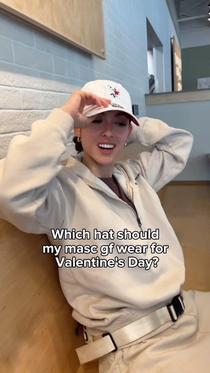 You know us lesbians can’t ever wait to surprise our gfs 😂❤️🔥
Now she can match my red bottom heels 💅
❤️🔥 use co