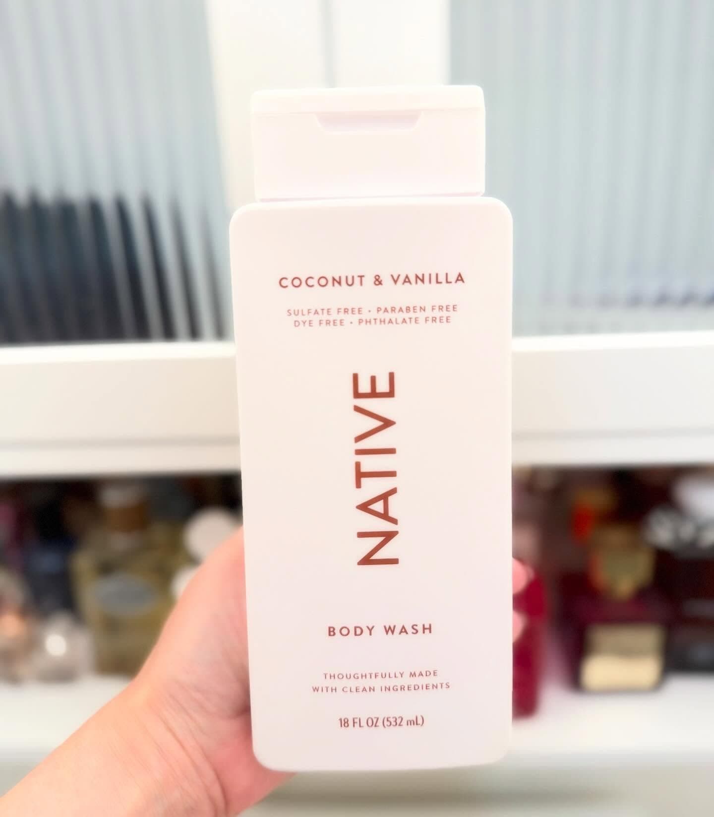 I’m loving the warm and cozy scent of this Native body wash. It’s a coconut, vanilla scent that smells delicious! The fo