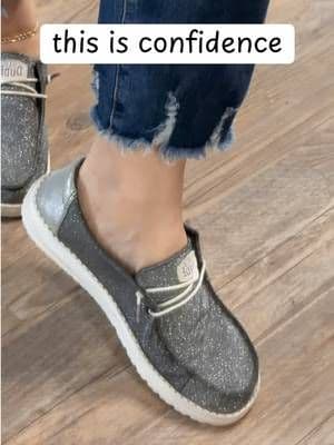 @HeyDude sparkle shoes take confidence to wear. 🙅🏻♀️ #heydudeshoes #sparkles #ttsdelight #tiktokshopcreatorpicks #sliponshoes