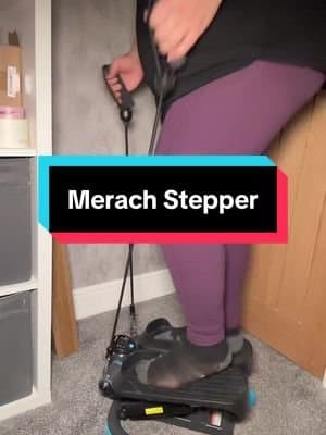 My thighs are feeling the burn! But LOVE it! #tiktokmademebuyit #boxingdaysteals #endofyeardeals #homegym #workout @Merach Sports