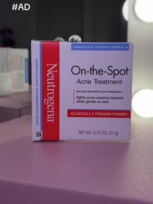 #AD 🚨when a breakout shows at the WORST possible time😭💗 adding Neutrogena On-the-Spot acne treatment to my skincare routine!✨ @Neutrogena #acne #fypシ゚viral #gynettem #foru