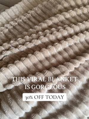KING SIZE BACK IN STOCK! @Bedsure 🎉 #falldealsforyou #tiktokshopfinds #tiktokblackfriday #tiktokshopcybermonday #tiktokshopholidaydeals #cybermonday #holidaycountdown #tiktokshop