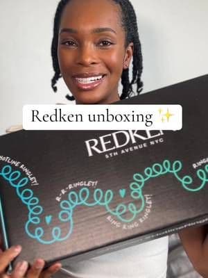 @Redken new Acidic Bonding Curls Line ✨ Thank you Redken! I am excited to try these products! Video coming soonnnn 🙏🏾. #giftedbyredken #AcidicBondingCurls #Redken #CurlyHairProducts #CurlyHair #CurlCream #TwistDown #TwistOut #Unboxing