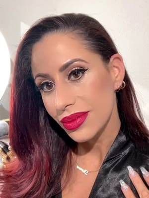 Hey my loves! Have you tried @Armani beauty ‘s Luminous Silk Perfect Glow Flawless Silk Foundation yet ?! It is so gorgeous! This foundation provides a lightweight coverage that is slightly buildable. It reveals a phenomenal glow! Definitely a MUST try! @armanibeauty @sephora #giftedbyarmani #armanibeauties #LuminousSilk #glowymakeup