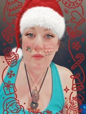 #tiktok #tiktokshop #comfrt #hoodies #hug @Comfrt Got my most favorite TikTok product.