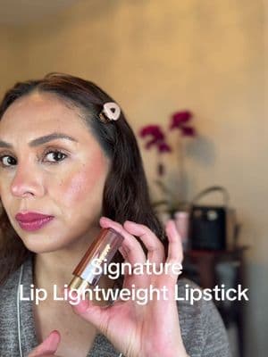 Clásico y elegante el nuevo color Milennial Signature Lip Lightweight Lipstick de @@MERIT Beautyes perfecto ##milennials##tiktokshop