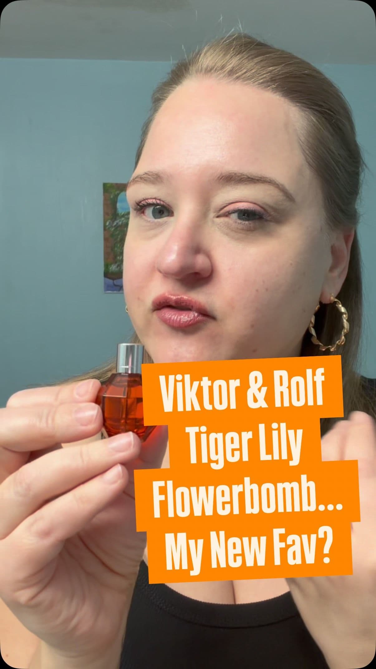 Today we are trying out the scent Tigerlily Flowerbomb from @viktorandrolf_fragrances !!
#giftedbyviktorandrolf #fragra