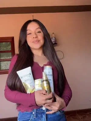 Una fantástica experiencia mi cabello quedó hermoso gracias al óleo nutritivo ❤️ @For_Me @Pantene Latinoamérica #PanteneMexico #OleoNutritivoPantene #Publicidad