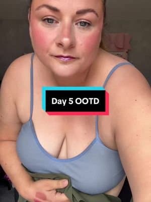 DAY 5 OOTD - casual day but put a face on so it looks like I made an effort ๐๐๐คฃ girl math! @halara.wardrobe @Halara_official #halara #halaraleggings #halarafashion #tiktokmademebuyit #dealdrops #plussizequeen #clothingbrand #curvyqueen