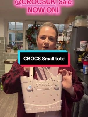 Colour - QUARTZ - This is the perfect size, easy clean! LOVE IT @CROCS UK #springeditweek #tiktokmademebuyit #dealdrops #crocs #bag