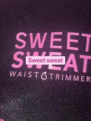 I am obsessed with it quality is amazing love that it does not slip or slide stays put throughout the day and I recommended for sure #SweetSweat #SweetSweatWaistTrainer #SweetSweat #WaistTrainer #Sweat #Gym #Quality #Affordable #TikTok #TikTokShop#TikTokCreator #TikTokShopRestock #WorkOut #WhereAllDay #QualityWasteTrainer @Sweet Sweat