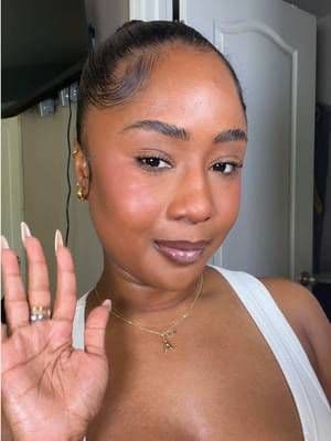 You can’t do a lil quick 1,2??@Patrick Ta Beauty @dermalogica @Kiehl's Since 1851 @L’Oréal Paris #makeup #amsookie #gifted #beginnermakeup #greenscreen