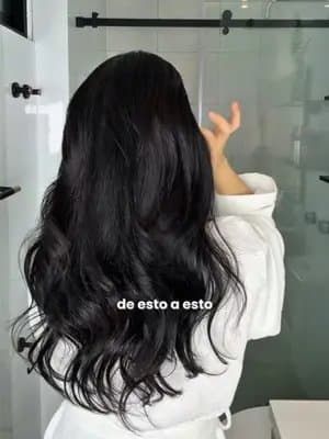 Un tutorial fácil y rápido para tener una ondas lindas y voluminosas ✨ Todos los productos que utilicé son de @pantenelatino que además de dejar el cabello hermoso también ayudan a repararlo a nivel molecular 🤍 NSOC41234-25CO NSOC40841-25CO NSOC41003-25CO NSOC40890-25CO NSOC29228-24CO #MiPeinadoPantene #blowout #cuidadodelcabello #ondasyrizos #publicidad
