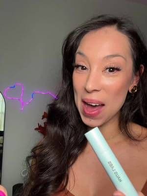 Haus Labs Glass Skin Duo: 💖 Dewy Dream Team 💖 This is the viral Haus Labs Bio-Radiant Highlighter Balm and Glassy Blush Balm set you've seen everywhere. This duo isn't just makeup; it's serum-based clean beauty that actually hydrates your skin. Get that "wet-look" glass glow and a naturally flushed cheek—no glitter, no streakiness. They blend effortlessly and have a long-wear formula that won't disrupt your base. If you want plump, dewy, and healthy-looking skin with zero effort, this is the cheat code! ✨ #hauslabs #Tiktokshopblackfriday #tiktokshopcreatorpicks #tiktokshopcreatorpicks