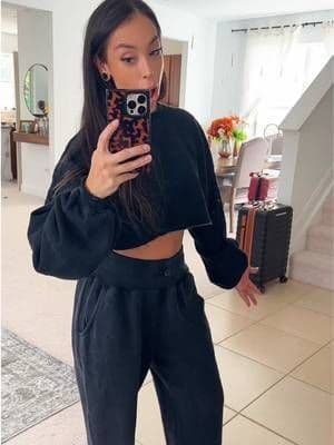 Wow!!! It’s so comfortable, soft and fits PERFECTLY!!! I am going to be overly obesssed with this set this fall! Please @Fashion Nova make more colors!!! 🫶🏼🫶🏼🫶🏼 #fashionnova #fashionnovaoutfit #travelset #tiktokshopcreatorpicks #joggerset #airportoutfit #ttsfashionfam