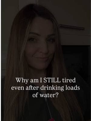 Drinking all the water and still feeling exhausted? Same 😅 I didn’t realise hydration isn’t just about water… it’s about electrolytes too 👀 This has actually made such a difference for me, especially with mum life and that afternoon slump. Tap the link above to try them 🤍 I didn’t know this about hydration either 😭 they’re linked above if you want to try 🤍 #tiktokshopuk #hydrationtips #electrolytes #tiredmum #freesoul