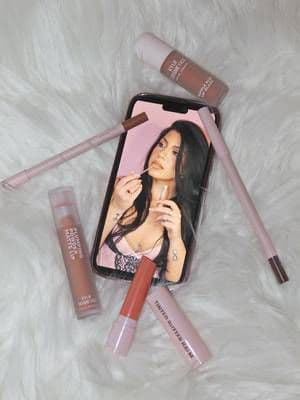 Grata ๐ฅน๐๐ @Kylie Cosmetics #kyliecosmetics #kyliejenner #pr #paccopr #makeup
