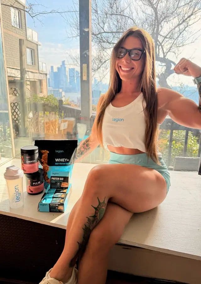 I’m officially partnering with @Legion Supplements 🩵🦾 Legion is all about clean, transparent, research-backed formulas and flavors I genuinely love 🤭 Why I’m excited: • Naturally sweetened — no fillers or junk • Transparent + research-backed ✅ • Lab-tested for purity • Flavors that make every scoop a treat (pb fudge) Use code LETICIAH for 20% OFF + double loyalty points 🫶 🎉 GIVEAWAY 🎉 One winner gets 1 Legion product of their choice! To enter: 1️⃣ Like + share this post 2️⃣ Follow me + @legionsupps 3️⃣ Tag 2 friends Winner announced Dec 24 🎁🎄 (International winners cover shipping) #LetiFit #LegionAnnouncementGiveaway #ad #teamlegion #legionathlete