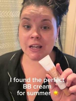 @tarte cosmetics has the perfect #bbcream for summer! #tiktokshopspringglowup #tiktokshopcreatorpicks #makeup #getreadywithme