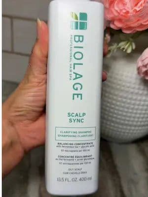 From total Hair Horror to full-on Hair Spa status! 💇✨ Nothing beats that fresh, weightless feeling after a deep scalp reset with @BIOLAGE Bye-bye product buildup and hello bounce! 🫧 #lorealistarCA #biolagetransformation #scalpsyncreset #GiftedByBiolage @Lorealistar @L’Oréal Groupe