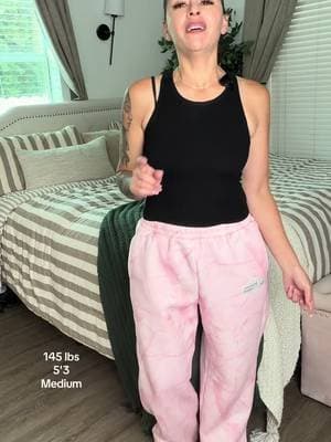 The PINK camo COMFRT sweats?! ๐๐ฉท Cozy, oversized, and way too cute to pass up. These are definitely a need, not a want. ๐โจ #COMFRT #PinkCamo #TikTokShopFinds #CozyGirl @Comfrt