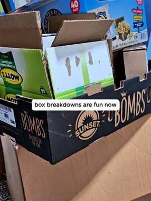 Don't mind if I do | Fanttik Electric Scissors @fanttik_official #fanttik #electricscissors #gadgets #cooltools #cardboard #cardboardcrafts #funinthesun #TikTokShopSummerTurnUp #dealsforyoudays #TTSLevelUp #tiktokshopjumpstart #ttsdelightnow #giftguide #tiktokshopcreatorpicks #tiktokmademebuyit #tiktokshopunboxing