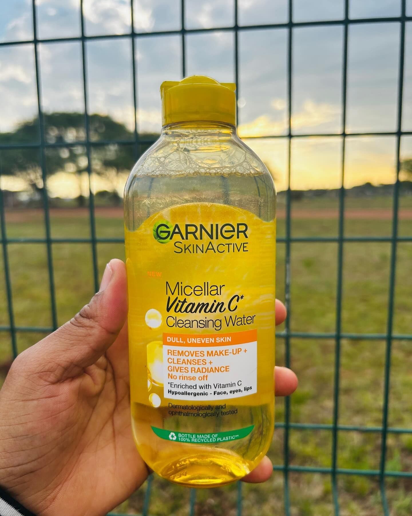 To remove my make up and cleanse my face I use the new garnier micella water #garnierza #garnerskin #skincare #ad