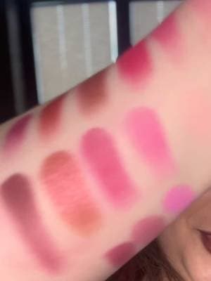 Full face of @PLOUISE with a brand new chapter! #springsale #plouise #tiktokmademebuyit #blush #highlight