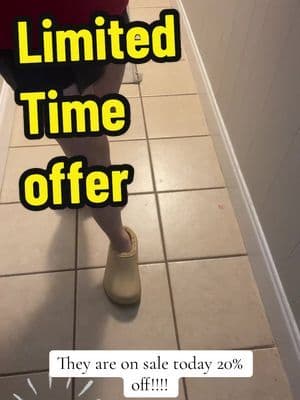 Did I really put a miniskort christmas outfit together and paired with @Crocs - Christmas gift alert! #blackfriday #cybermonday #christmasgift #christmasgiftideas #stockingstuffer #stockingstufferideas #musthave #falldealsforyou #superbrandday #tiktokshopblackfriday #tiktokshopcybermonday #seasonalessentials #gifted #tiktokshopholidayhaul #tiktokshopdealdays #cozycountdown #amomentforyou #ttsbeautybesties #ttstastemakers #tastemakerslaunch #octoberfinds #glitzglamghouls #Loveyourboobs