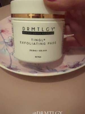 #creativesearchinsights #creator @DRMTLGY ⭐️⭐️ DRMTLGY #exfoliatingpads HELP take care of #largepores and #blackhead #blackheadremovals and give you that #smoothskin texture we all call #glowyskin #drmtlgy #blackheadremover #largepores #dermatologist #dermatology #glowuptips #skintexture #glowyskin #Inverted #toningpads #brighteningskincare #glowyskincare #skincaretiktok #skincareproductsthatwork ⭐️⭐️⭐️⭐️⭐️ #tiktokshop #tiktokmademebuyit #tiktokshopjumpstart #TikTokShopJumpstartSale #TikTokShopLoveAtFirstFind ⭐️⭐️