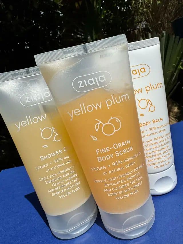 #AD ✨ There’s something about fruity body care that instantly puts me in a summer mood, and the Yellow Plum range has quickly become one of my favourites. The shower gel leaves skin feeling fresh and clean, the fine-grain scrub gently smooths without feeling harsh, and the body balm adds the perfect finishing touch with soft, nourished skin. The scent is sweet, juicy and uplifting, like a basket of sun-ripened yellow plums on a warm summer day 💛 🛍️ You can find the Yellow Plum range on www.ziajaonline.co.uk and use my code ANIA10 for 10% off. Have you tried the Yellow Plum range yet? @ziaja #Ziaja #YellowPlum #BodyCare #glow_with_ania
