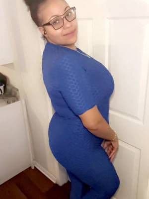 I just be chillin. 🤷🏻♀️ Keep it #comfortable. Keep it #casual. Keep it #cute. 💁🏻♀️ I think I may snag a couple more colors! Check out @Lovely wholesale and get #comfy with me. ☺️ #ad #pt1 #lovelywholesale_official #fashion #style #love #like #photography #beautiful #photooftheday #follow #picoftheday #model #me #smile #ootd #followme #moda #fashionblogger #happy #cute #myself #fashionstyle #photo #fashionista #viral #fyp #fypシ #foryoupage #bhfyp #womensfashion