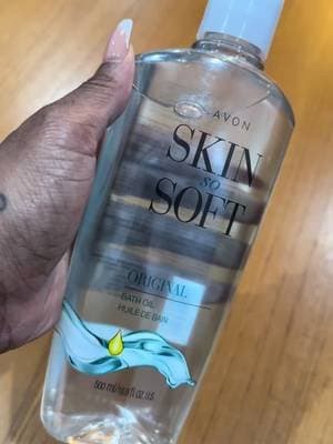 AVON Skin so soft bath oil #skinsosoft #skinsosoftbathoil #bathoil #bigdreamsstartsmall #TiktokShopCreatorPicks @Avon Insider @Skin So Soft