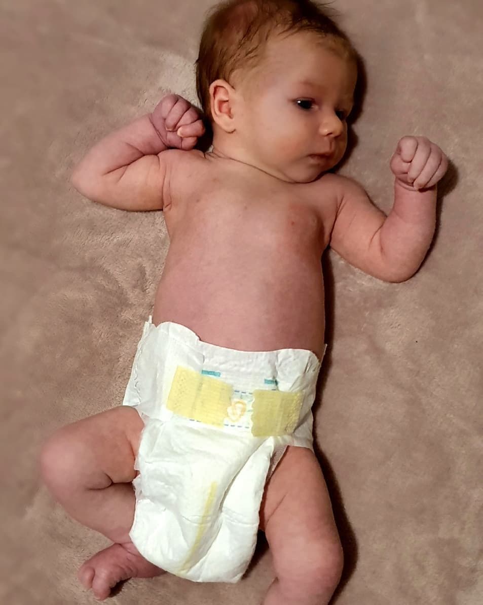 Review|Ad|Gifted
Daniella is a member of @officialemmasdiary parent squad and was gifted a pack of @pampersuk_ire premi