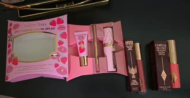 Makeup for me is about confidence, creativity, and enjoying small everyday moments. @Charlotte Tilbury products make my routine feel fun, feminine, and special. #AD #CharlotteTilbury #MagicBeautyStarsAcademy