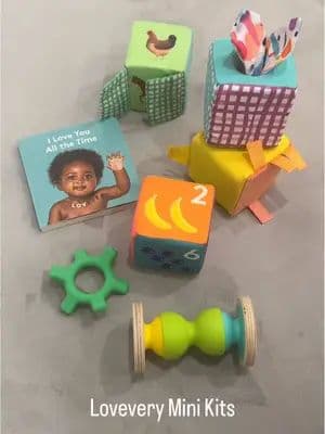 An awesome gift idea this festive season 🎄 The @Lovevery Mini Kits are currently on sale with their Black Friday sales too 🥳 #loveveryblackfriday #kindlygifted #gifted #LoveveryGift #MiniKits