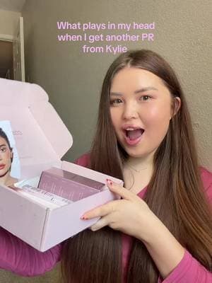 Kylie mail day ๐๐๐ฏ @Kylie Cosmetics #kyliecosmetics #pr