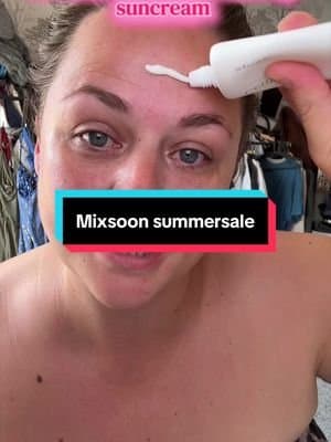 Such a nice lightweight non greasy suncream x @mixsoon.uk #tiktokmademebuyit #summersale #suncare